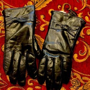 Brynes & Baker Black Leather w Rabbit Fur Glove’s Medium